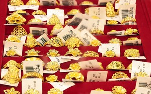 Giá vàng miếng sáng 4/11 giảm 800 nghìn đồng/lượng