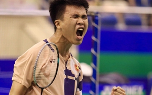 Tay vợt số một Việt Nam khởi đầu ấn tượng trên đất Hàn Quốc, sẵn sàng đối đầu ứng viên vô địch