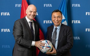 Đội bóng của Huỳnh Như bất ngờ nhận được thư chúc mừng của Chủ tịch FIFA