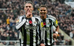 Vì sao Newcastle chưa chuyển mình?