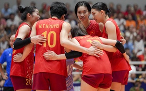 Ngôi sao bóng chuyền nữ Việt Nam gây ấn tượng mạnh, được khen ngợi hết lời ở nền bóng chuyền top 5 thế giới