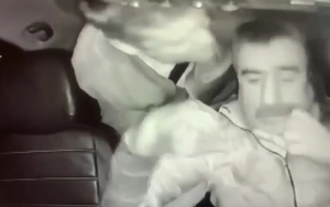 Võ sĩ quyền Anh đối mặt án tù vì cắn tài xế taxi đến hôn mê