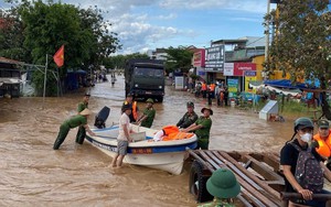 Công điện của Thủ tướng Chính phủ về việc tập trung khắc phục hậu quả bão số 13