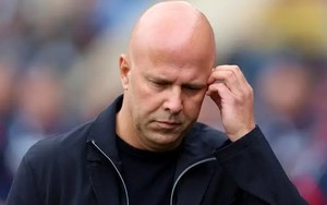 HLV Liverpool thừa nhận trọng tài có 'thiên vị' Man City 