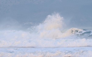 Nhật Bản ban bố cảnh báo sóng thần sau động đất độ lớn 6,7​