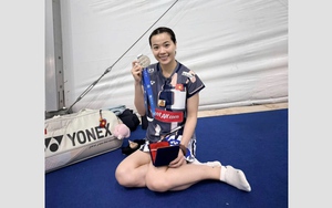 'Biển nước mắt' của hotgirl cầu lông Thùy Linh