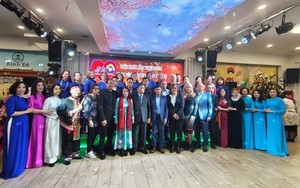 “Thu yêu thương” – Hành trình lan tỏa nhân ái của cộng đồng Việt tại Séc