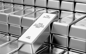 Giá bạc tăng thu hút giới đầu tư