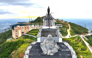 Khởi động lại các hoạt động leo núi, dã ngoại tại núi Bà Đen