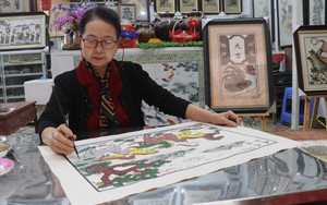 Nữ nghệ nhân gìn giữ, phát triển làng nghề làm tranh dân gian Đông Hồ