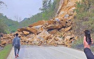 Sạt lở đất đá trên Quốc lộ 6 làm 3 người tử vong, 2 người bị thương