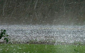 Nhiều khu vực trong cả nước có mưa, dông