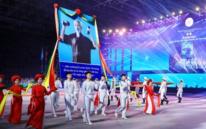 Đại hội Thể dục thể thao Thủ đô lần thứ XI khai mạc: Rực rỡ đêm hội, lan tỏa khát vọng vươn cao