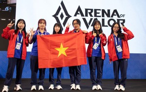 Đội liên quân mobile nữ mang về HCV SEA Games 2025 thứ 44 cho đoàn Việt Nam