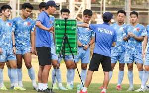 Tin nóng bóng đá Việt hôm nay 18/12: U22 Việt Nam tự tin đánh bại U22 Thái Lan; Đội tuyển nữ Việt Nam được thưởng 400 triệu cho HCB