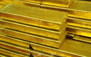 Giá vàng tăng chiều 17/12 nhờ triển vọng Fed nới lỏng chính sách tiền tệ