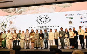 Hai nhà văn Việt Nam được nhận Giải thưởng văn học Đông Nam Á 2024-2025