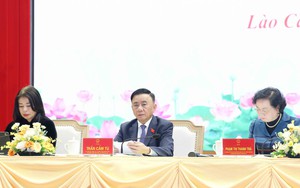 Thường trực Ban Bí thư tiếp xúc cử tri tỉnh Lào Cai sau Kỳ họp thứ 10