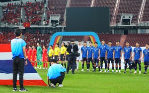 Vì sao chung kết bóng đá nam SEA Games 2025 có nhiều ghế trống, thậm chí trống nguyên cả khán đài?