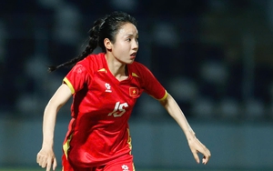 Tuyển thủ Trần Thị Duyên: Vừa xinh vừa đá bóng hay, khiến người hâm mộ mê mẩn