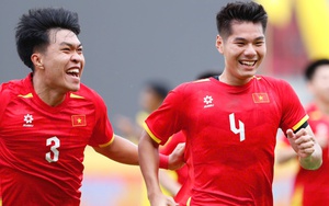 HLV Kim Sang Sik giữ nguyên đội hình xuất phát U22 Việt Nam ở bán kết để đấu U22 Thái Lan