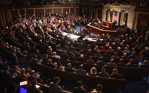 Hạ viện Mỹ thông qua dự luật nới lỏng cấp phép cho xây dựng hạ tầng AI