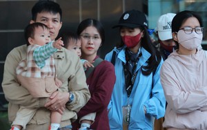 Thủ đô Hà Nội trời rét về đêm và sáng sớm