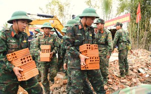 Bộ Xây dựng rốt ráo tìm phương án thiết kế nhà mẫu chống lũ, lụt