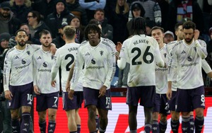 MU trắng tay khi làm khách của Aston Villa