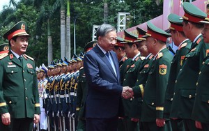 Tổng Bí thư Tô Lâm: QUÂN ĐỘI NHÂN DÂN VỮNG BƯỚC DƯỚI CỜ ĐẢNG QUANG VINH