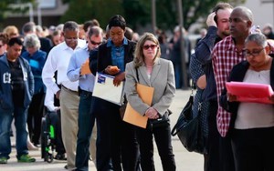 AI đứng sau gần 55.000 vụ sa thải ở Mỹ trong năm 2025