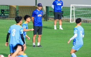 Từ Park Hang Seo đến Kim Sang Sik: Sự tiếp nối hoàn hảo