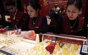 Giá vàng miếng sáng 23/12 tăng 1,5 triệu đồng/lượng