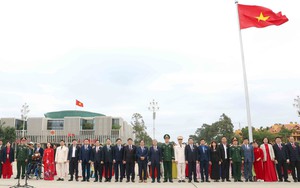 Các điển hình học tập và làm theo tư tưởng, đạo đức, phong cách Hồ Chí Minh báo công dâng Bác