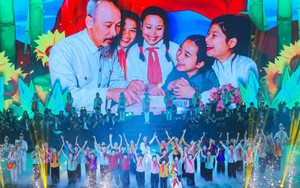 Chương trình nghệ thuật đặc biệt chào mừng Đại hội Thi đua yêu nước toàn quốc lần thứ XI