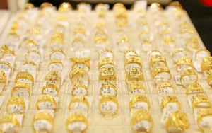 Giá vàng miếng sáng 26/12 tăng 800 nghìn đồng/lượng