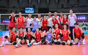 Tin nóng thể thao tối 26/12: Hai tuyển thủ bóng chuyền nữ Việt Nam nhận vinh dự cao quý sau SEA Games 2025