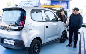 Lái thử VinFast Minio Green tại Vietnam Mobility Show 2025, nhiều khách muốn "chốt" mua xe ngay