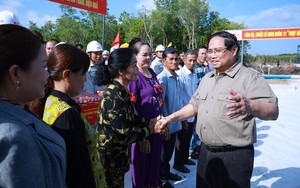 Thủ tướng Phạm Minh Chính: Đẩy nhanh các dự án hạ tầng giao thông khu vực Đất Mũi, tỉnh Cà Mau