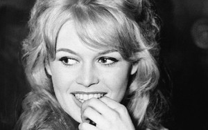 Nàng thơ bất tử của âm nhạc: Brigitte Bardot qua 11 ca khúc kinh điển