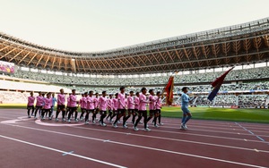 Hoành tráng lễ khai mạc giải bóng đá học đường toàn Nhật Bản lần thứ 104