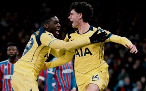 Tottenham chấm dứt chuỗi khủng hoảng bằng chiến thắng tối thiểu trước Palace