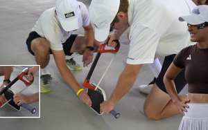 Chưa từng có trong lịch sử pickleball: Trọng tài cưa đôi vợt giữa trận để kiểm tra gian lận