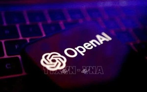 OpenAI đưa ra "báo động đỏ" trước sự cạnh tranh gay gắt từ Google và các đối thủ