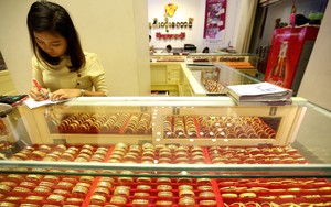 Nhà đầu tư vàng chờ đợi dữ liệu kinh tế Mỹ