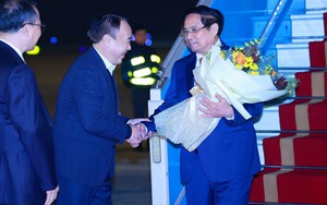 Thủ tướng Phạm Minh Chính về tới Hà Nội, kết thúc tốt đẹp chuyến công tác tại Lào