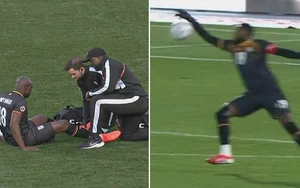 Bi hài đội bóng phải sử dụng tới ba thủ môn chỉ trong một hiệp đấu ở giải vô địch châu Phi