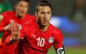 Tuyển thủ Ai Cập từng chơi bóng ở Ngoại hạng Anh lãnh án tù một năm vì nhờ thi hộ