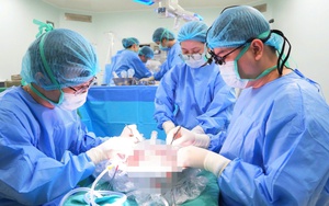 Thầy thuốc quân y 108 và ca ghép gan xuyên đêm: Món quà sự sống ngày cuối năm