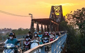 Phân luồng giao thông qua cầu Long Biên từ ngày 1/1/2026
